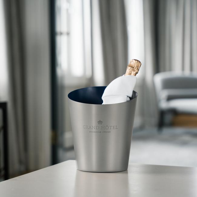 Champagnehink